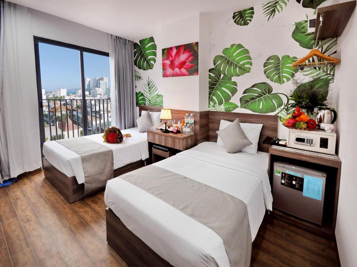 Mega Light Hotel Nha Trang Extérieur photo