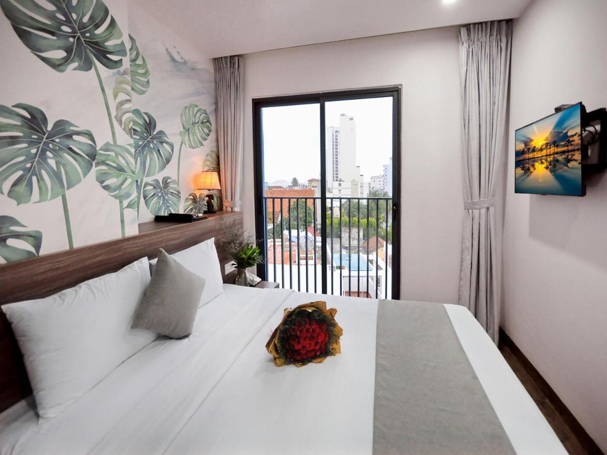 Mega Light Hotel Nha Trang Extérieur photo