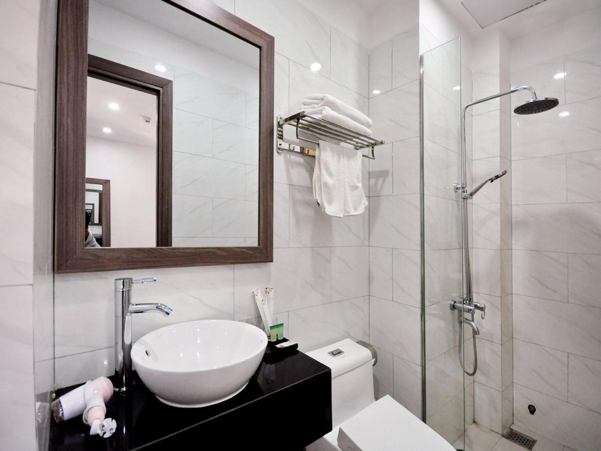 Mega Light Hotel Nha Trang Extérieur photo
