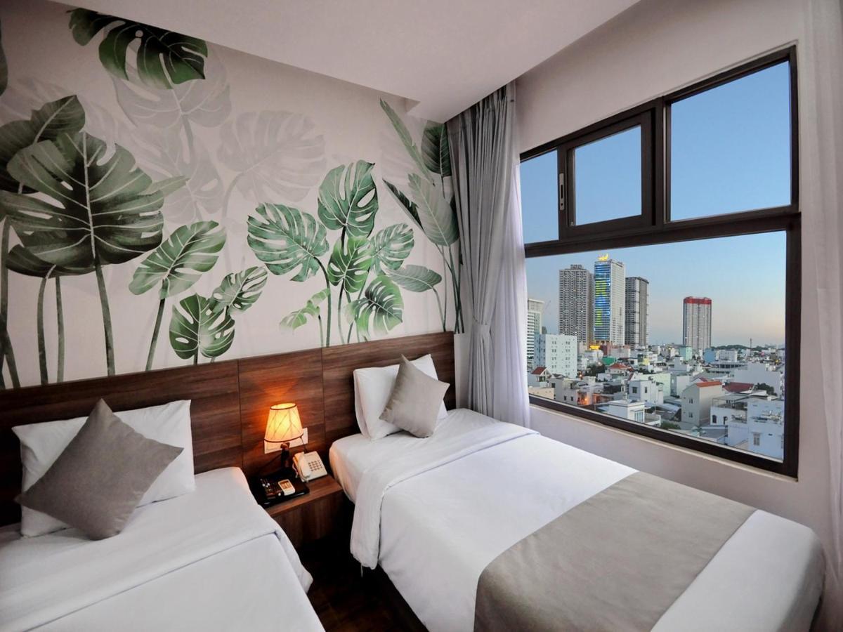 Mega Light Hotel Nha Trang Extérieur photo